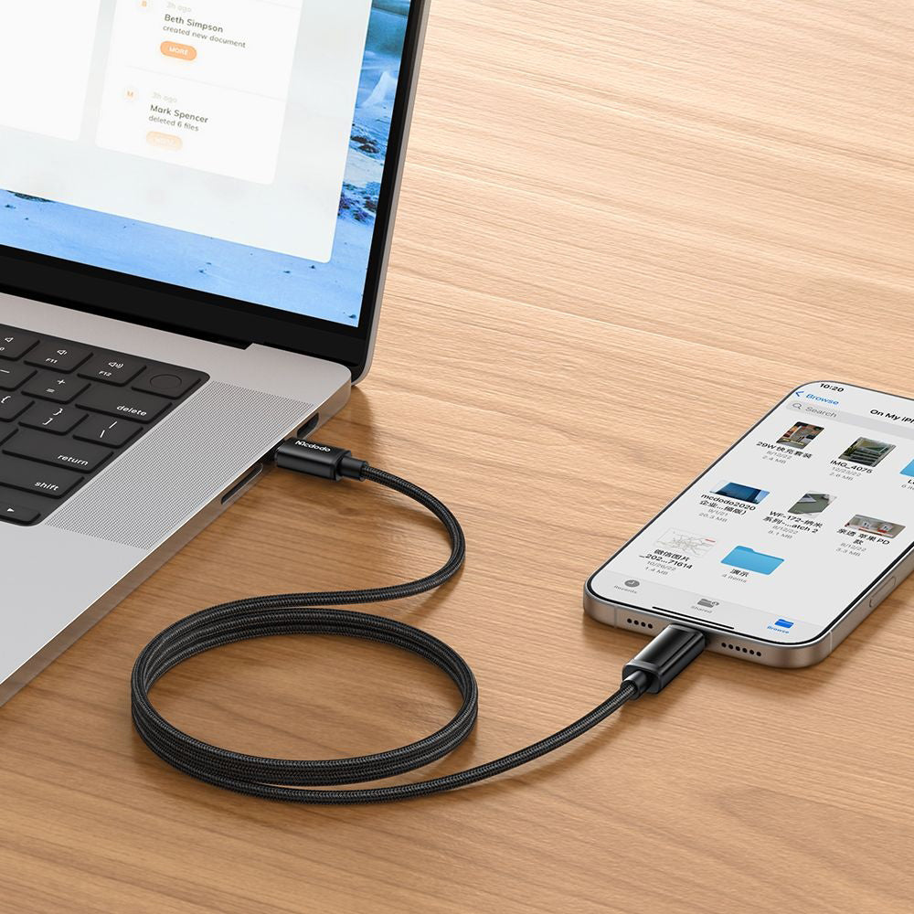 USB-C Daten- und Ladekabel - USB-C McDodo CA-8000 Display, 100W, 1.2m, Schwarz