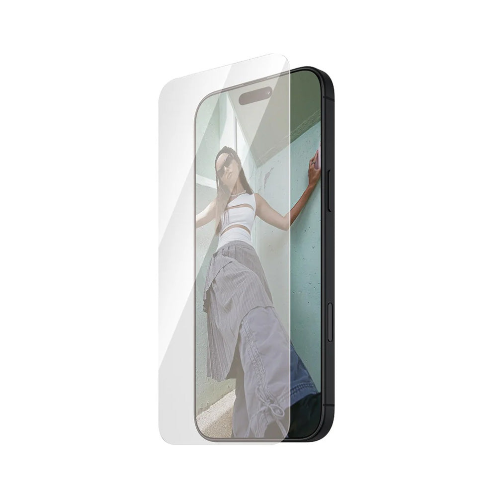 Schutzfolie PanzerGlass Safe Bildschirm. Ultra-Wide Fit für Apple iPhone 16 Pro, gehärtetes Glas, Full Glue.