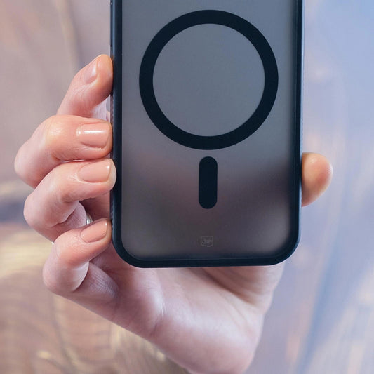 MagSafe Hülle für Apple iPhone 17 Pro, 3MK, Smoke MagCase, Schwarz