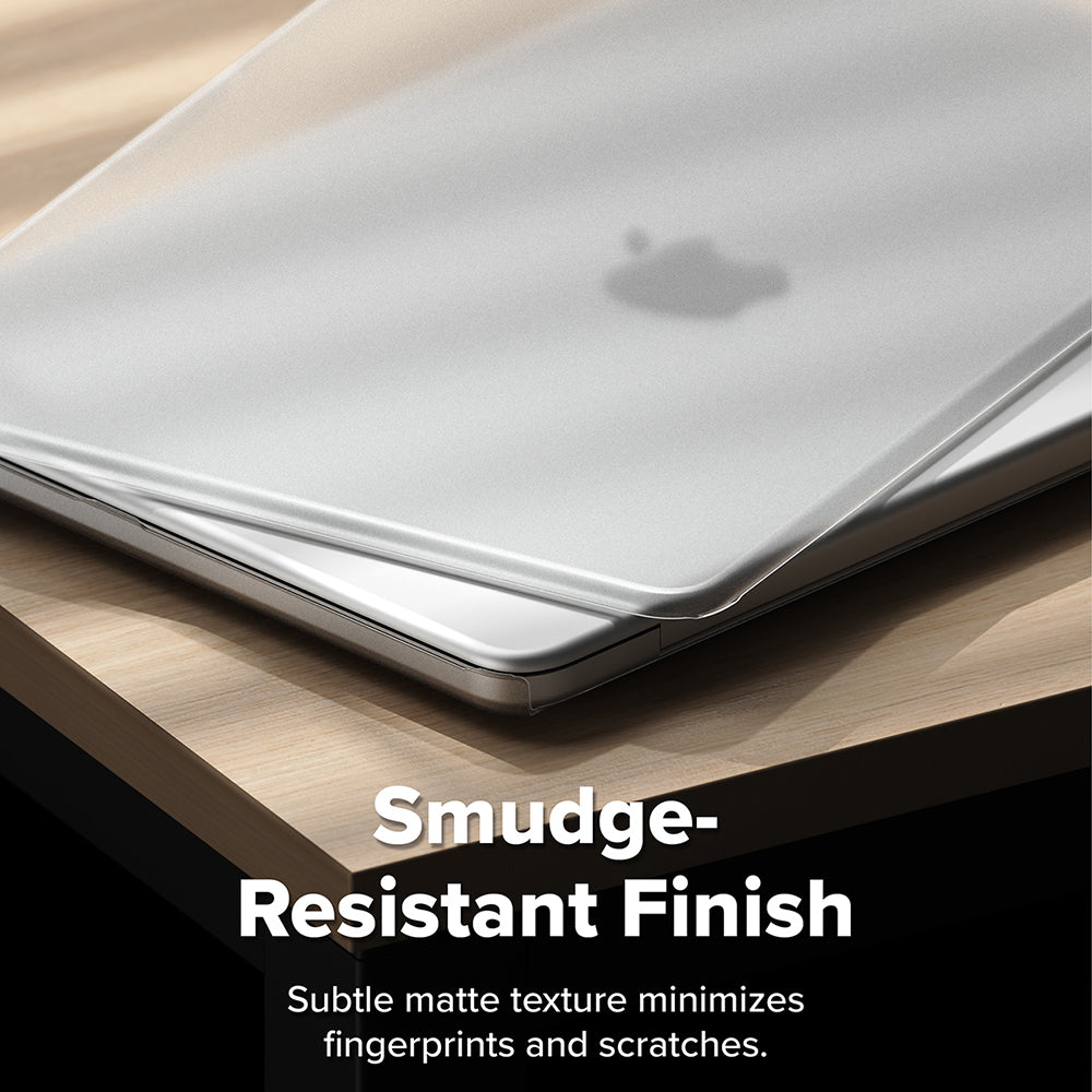 Coque Ringke Slim pour Apple MacBook Neo 13 pouces, transparente mate.