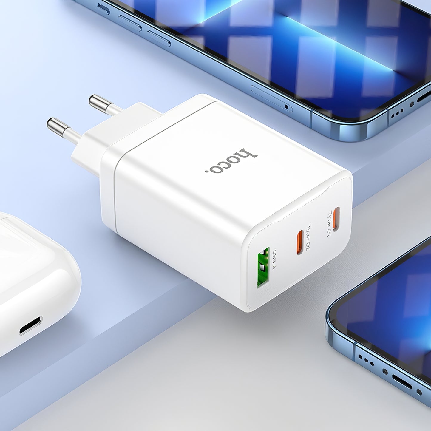 Chargeur réseau HOCO N33, 35W, 3A, 1 x USB-A - 2 x USB-C, blanc