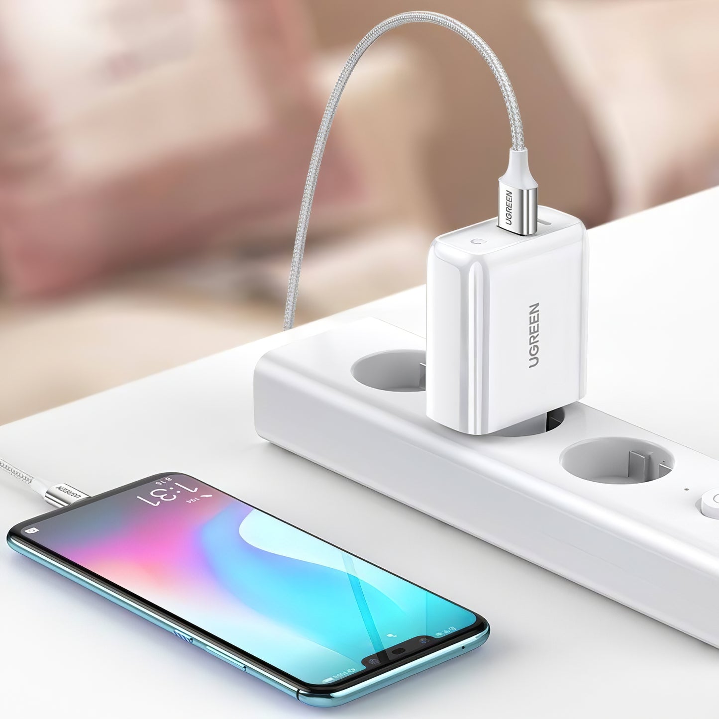 Netzwerk-Ladegerät UGREEN CD170, 36W, 3A, 1 x USB-A - 1 x USB-C, Weiß