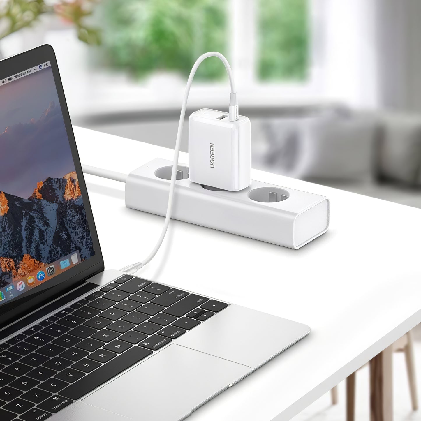 Netzwerk-Ladegerät UGREEN CD170, 36W, 3A, 1 x USB-A - 1 x USB-C, Weiß