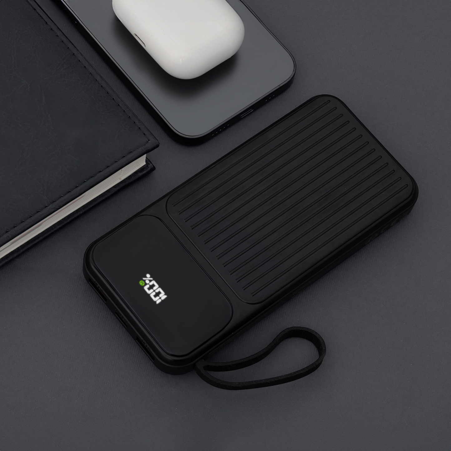 Externer Akku MaXlife MXPB-06, 10000mAh, 22,5W, QC + PD, 1 x Lightning - 2 x USB-A - 2 x USB-C, Schwarz