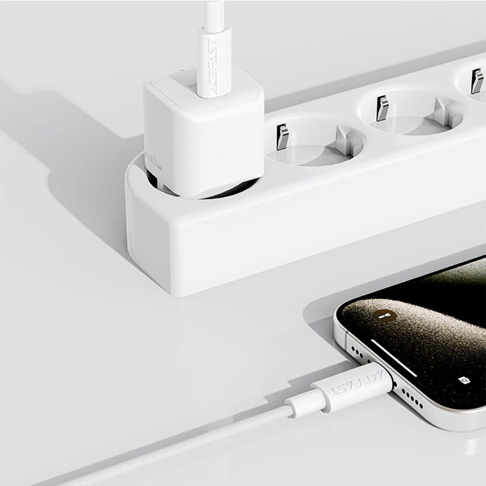 Câble de données et de charge USB-A - USB-C Acefast C18-04, 18W, 1.2m, Blanc