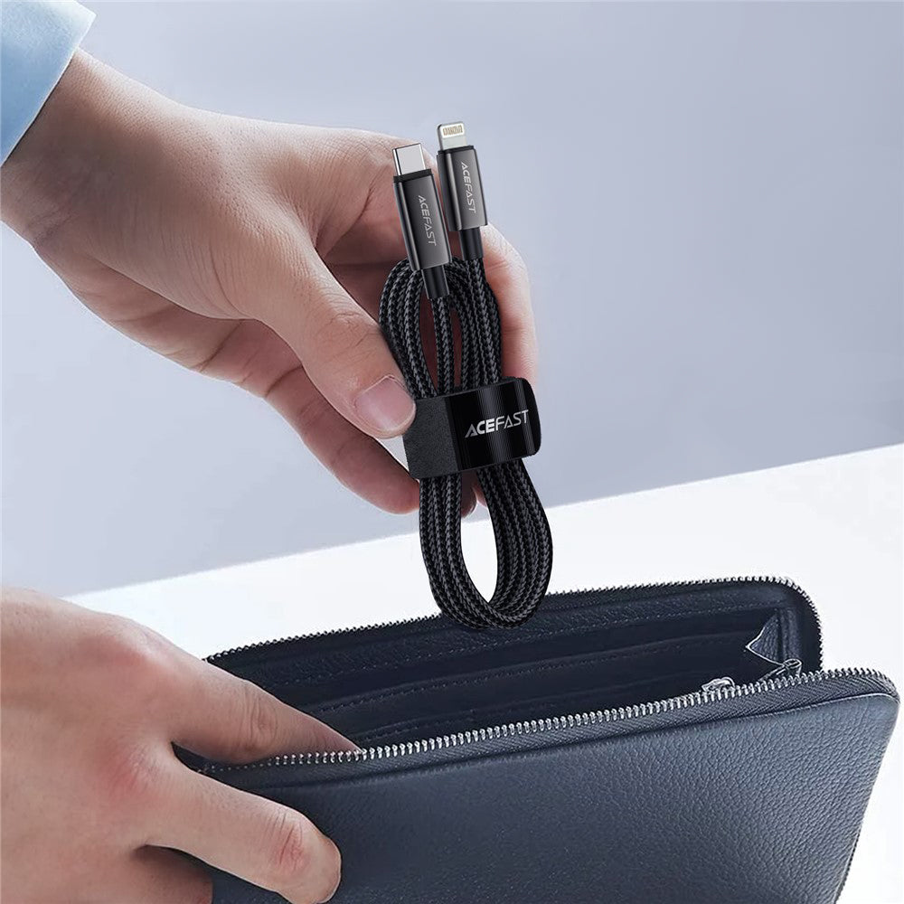 Câble de Données et de Charge USB-C - Lightning Acefast C23-01, 30W, 1.2m, Noir