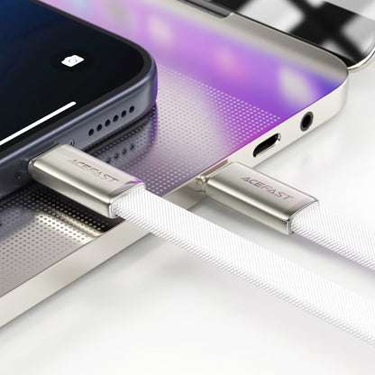 Câble de Données et de Charge USB-C - USB-C Acefast C24-03, 60W, 1.2m, Blanc