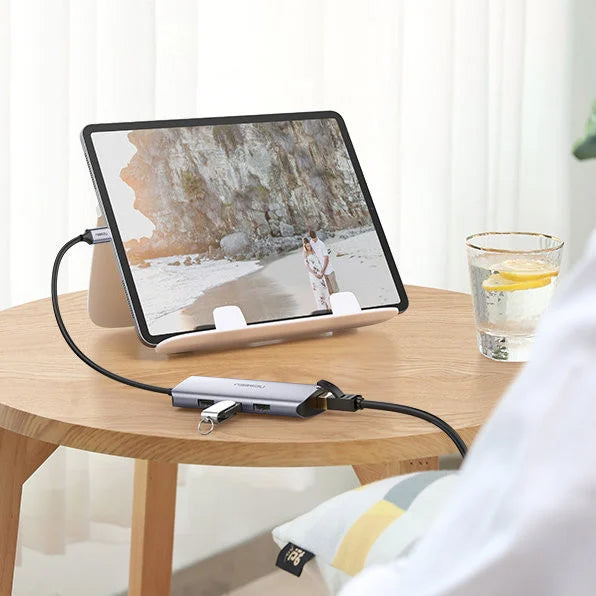 Hub USB-C UGREEN CM252, 3 x USB-A 3.0 - 1 x USB-C - RJ45, Grau
