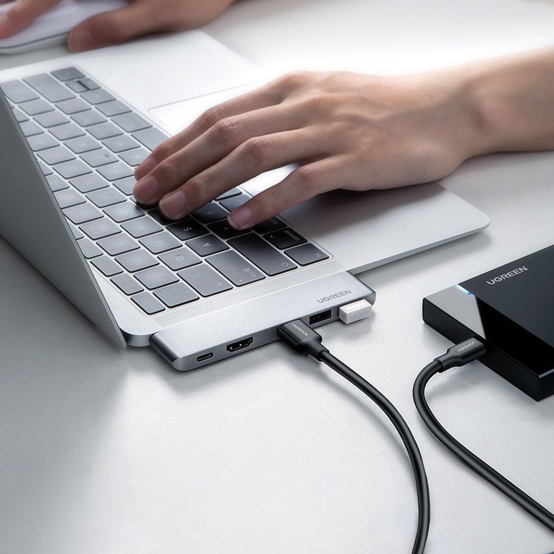 UGREEN USB-C Hub für Apple MacBook Pro / Air Serie, 3 x USB-A 3.0 - 1 x USB-C - 1 x HDMI, Grau
