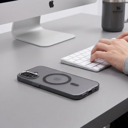Coque MagSafe pour Apple iPhone 17, Tech-Protect, MagZero, Noir Mat