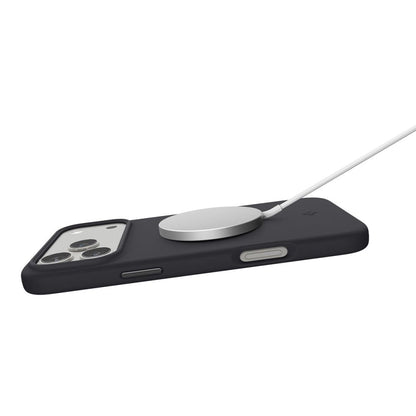 Coque MagSafe pour Apple iPhone 17 Pro Max, Spigen, Silicone Fit, Noire