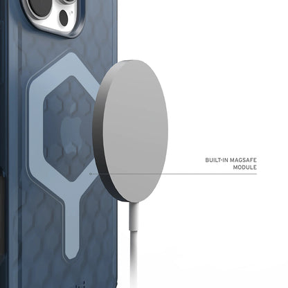 MagSafe Hülle für Apple iPhone 17, Urban Armor Gear, Essential Armor, Blau