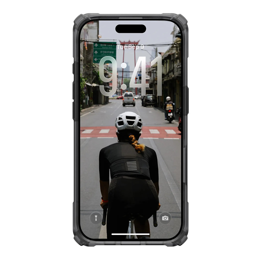 Housse MagSafe pour Apple iPhone 17, Urban Armor Gear, Plasma XTE, Gris