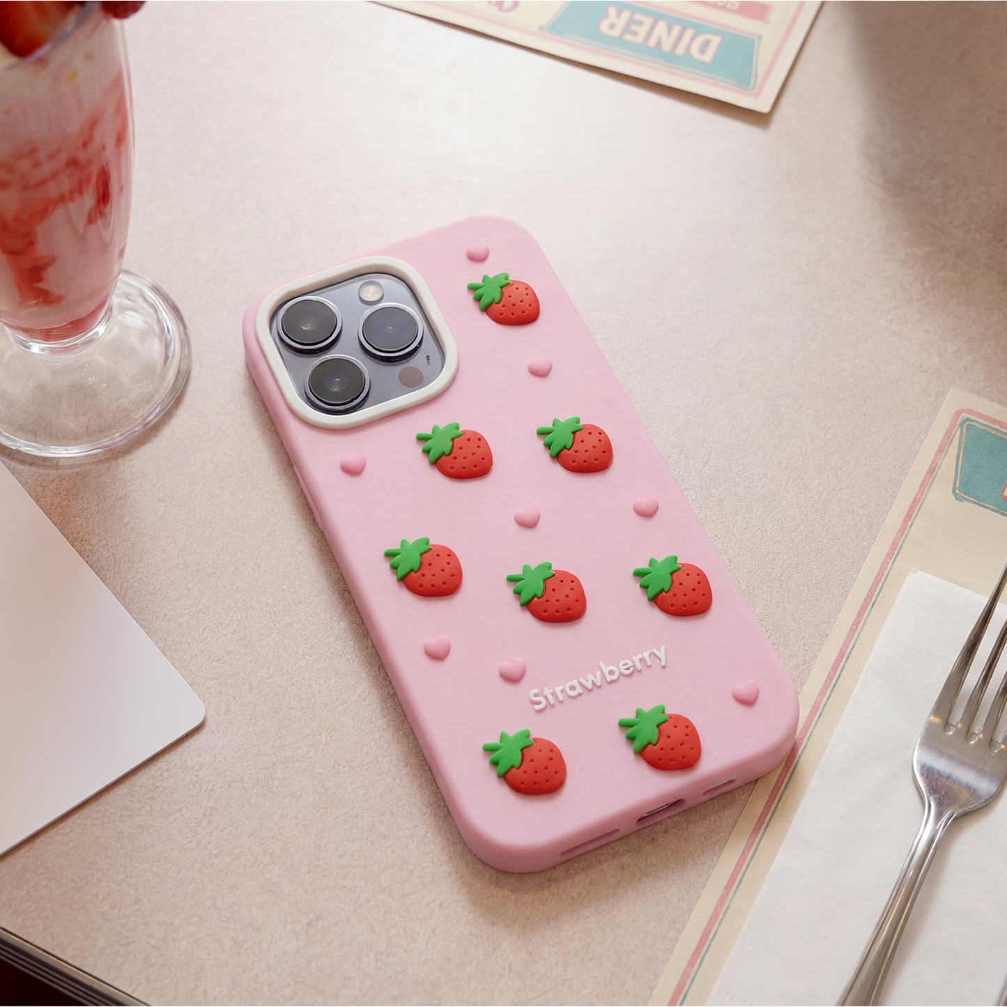 Hülle für Apple iPhone 15 / 14 / 13, OEM, Strawberry, Rosa