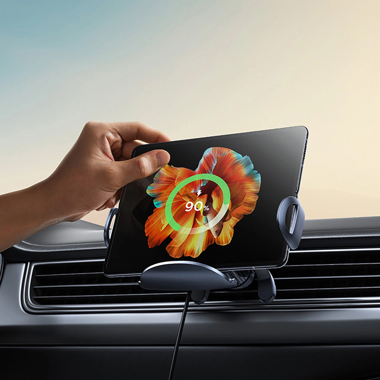 Baseus LightChaser Kfz-Wireless-Ladegerät, 15W, 1.67A, Schwarz, Wiederverpackt C40355901111-00