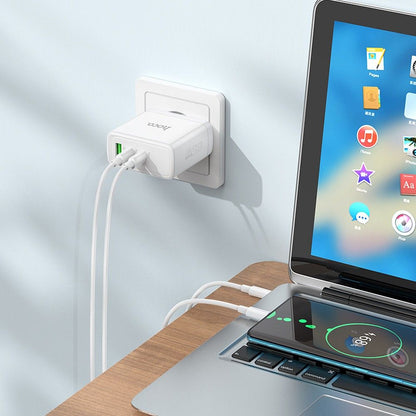 Chargeur Réseau HOCO N30, 65W, 3.25A, 1 x USB-A - 2 x USB-C, Blanc