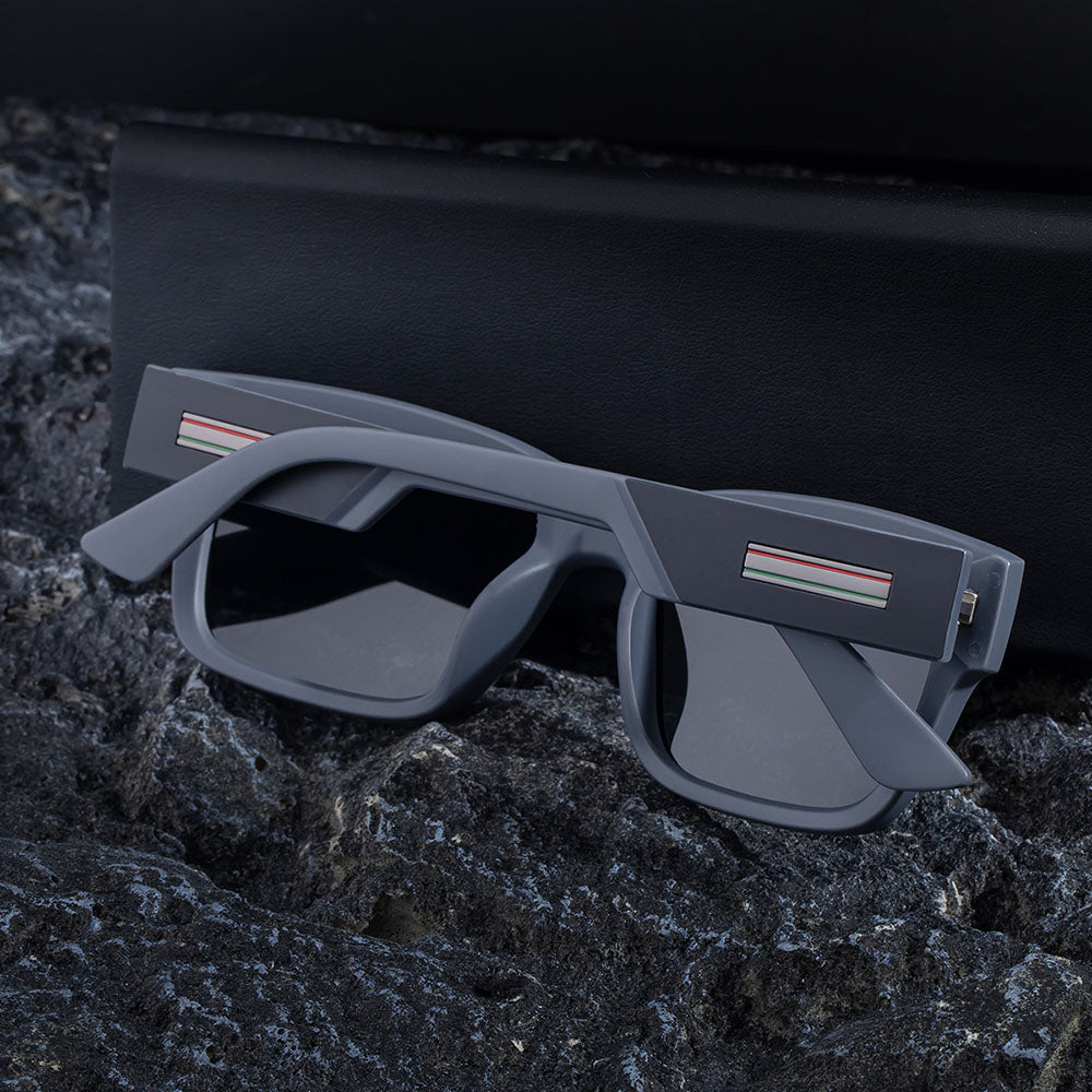 Herren-Sonnenbrille Techsuit 8491, polarisiert, UV-Schutz, matt schwarz-grau