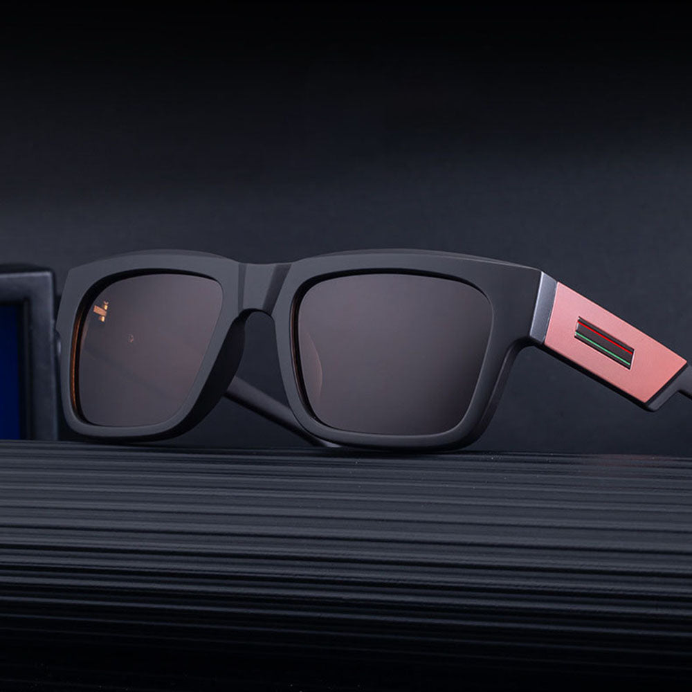 Lunettes de Soleil Homme Techsuit 8491, Polarisées, Protection UV, Noir Mat Rouge