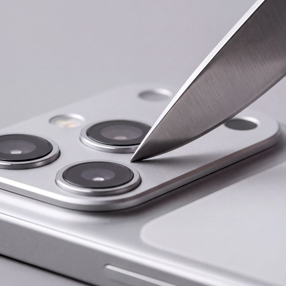 Tech-Protect Camalloy Fit+ Kameraschutzrahmen für die Rückkamera des Apple iPhone 18 Pro Max, Aluminium, Silberfarben